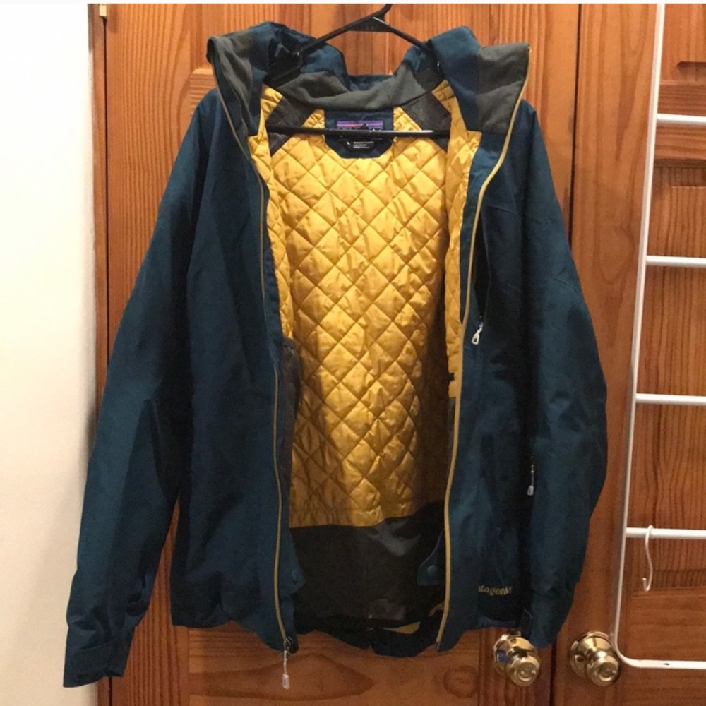 Patagonia insulated ski/snowboard jacket